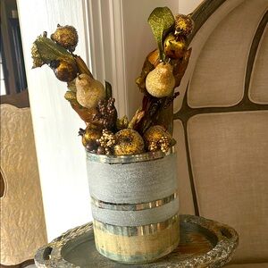 Lavish Home Elegant Gold Metallic and Silver Decorative Vase